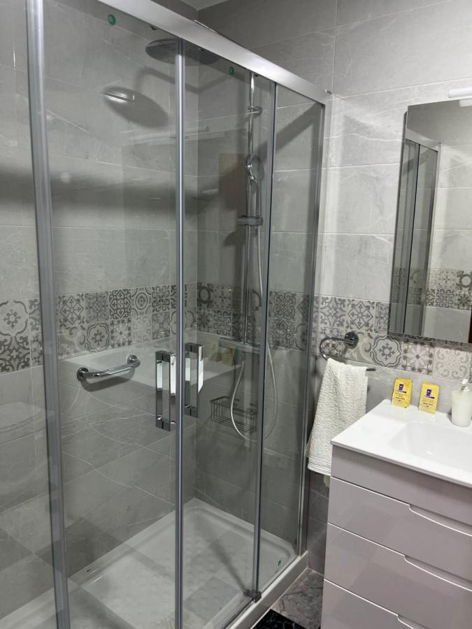 Hostal Plaza Damasco Альмуньекар Экстерьер фото