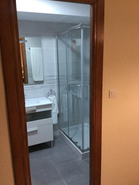 Hostal Plaza Damasco Альмуньекар Номер фото